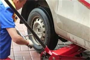 潮南附近拖车24小时服务热线电话