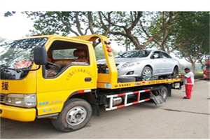 潮南附近24小时汽车拖车服务热线